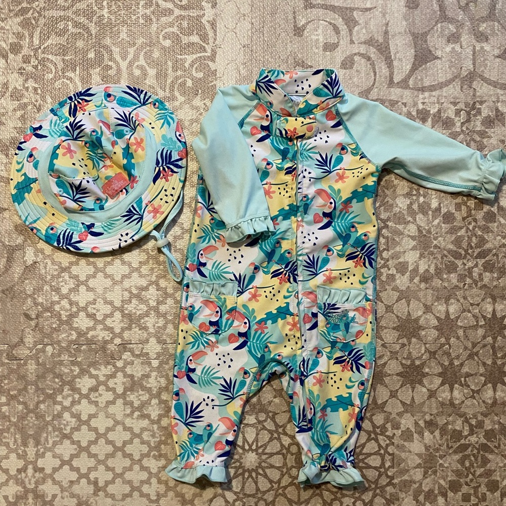 UV Skinz Baby Girl's Swim Suit & Bucket Hat